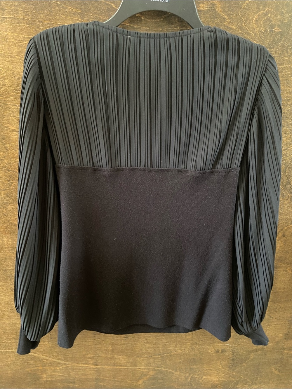 Sioni Milano Black Sweater with sweetheart neckline, long Pleated-Sleeves. Sz M - Picture 7 of 15
